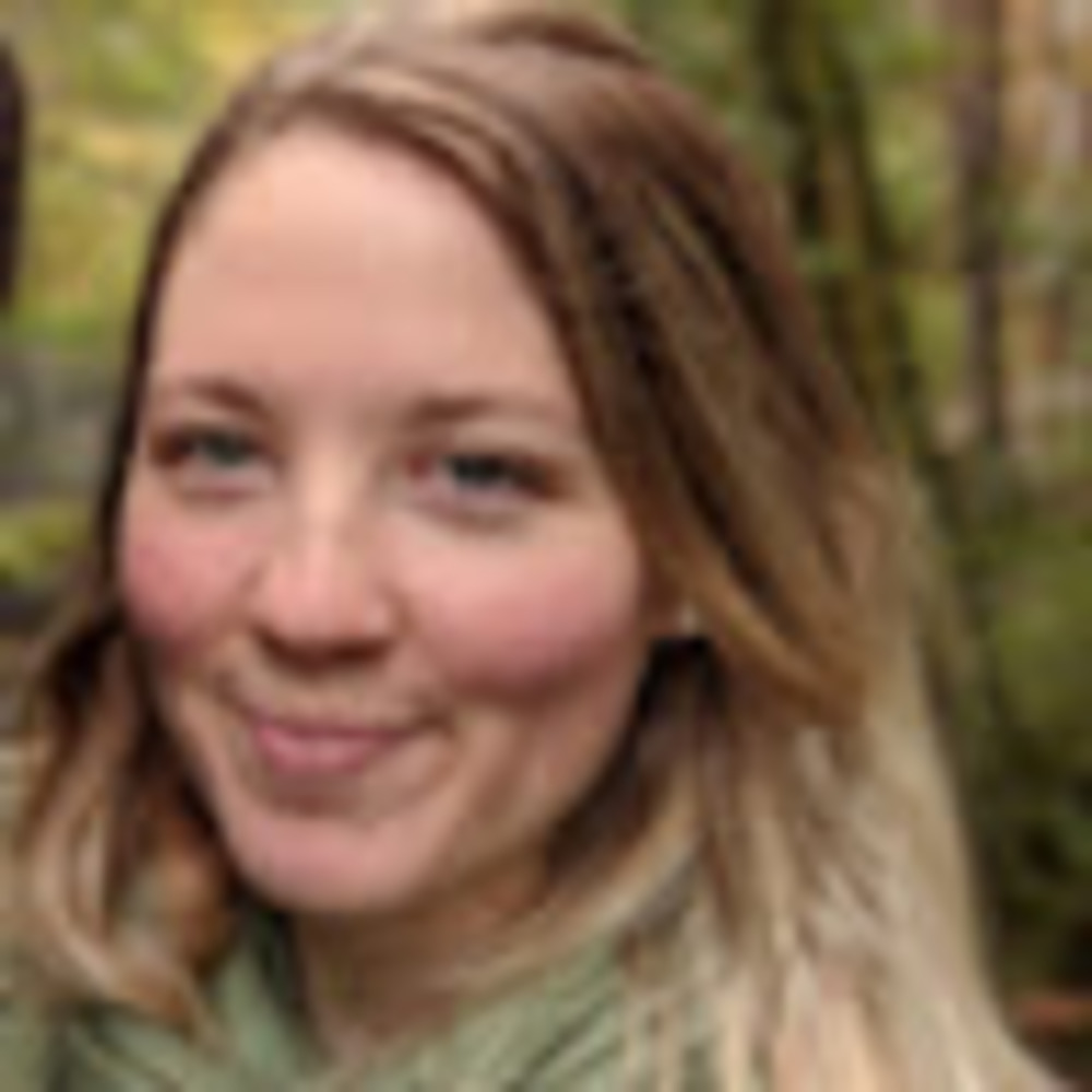 Meet your Posher, Sara eden